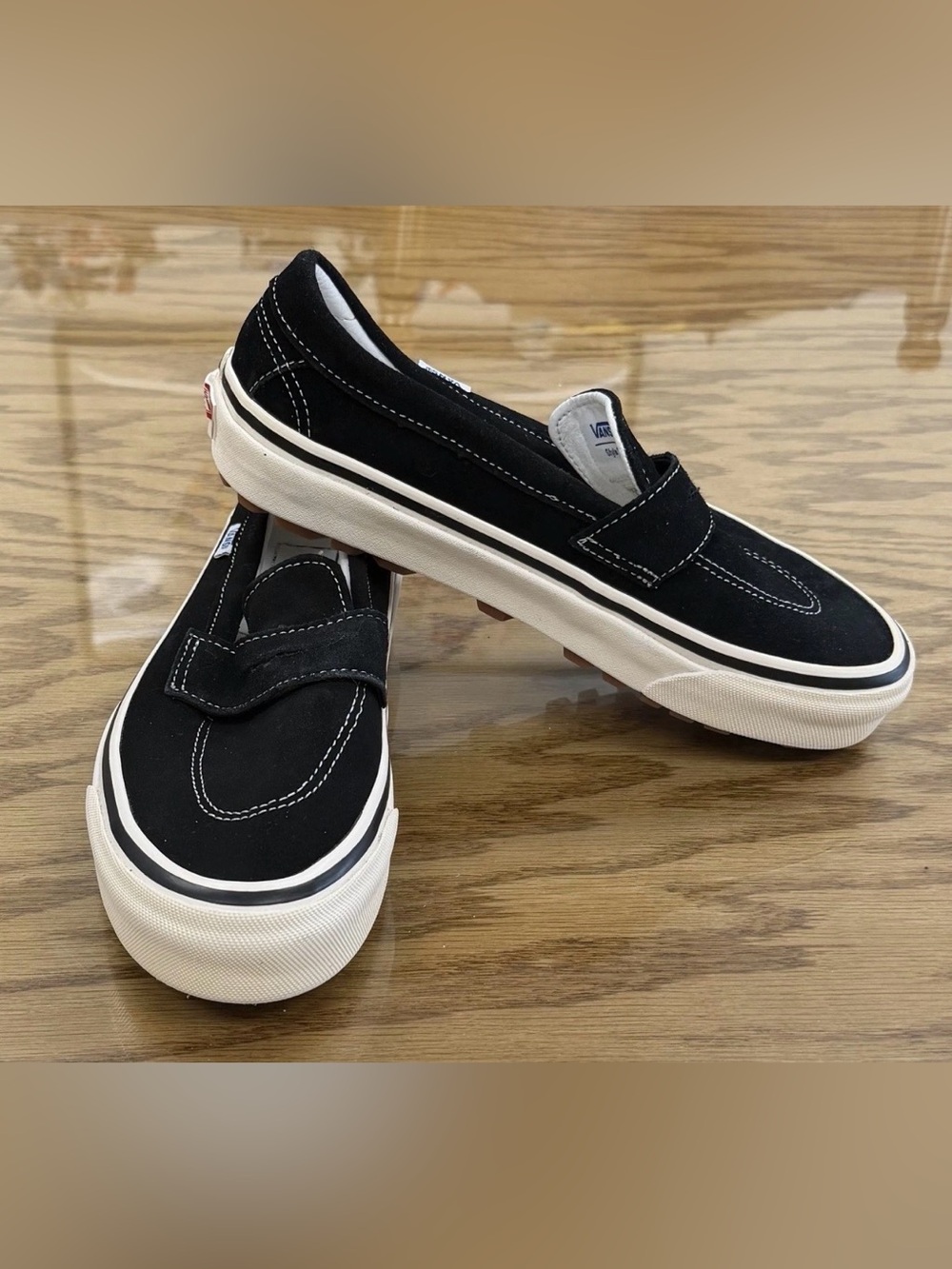 Vans Style 53 - Men’s 6 - Women’s 7.5 - Black Suede Skate Slip-On Penny Loafers